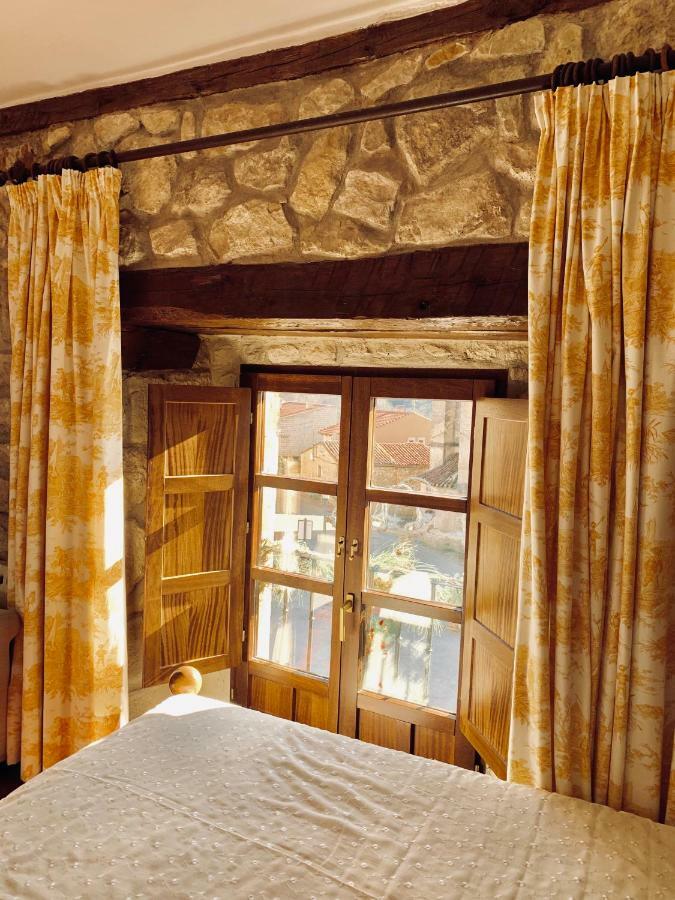 Hotel Tres Coronas De Silos Санто-Доминго-де-Силос Экстерьер фото